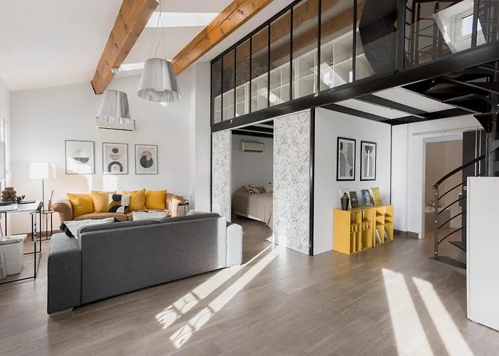 Loft Meynadier By Halldis Cannes