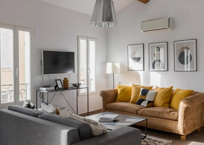Daire Loft Meynadier By Halldis